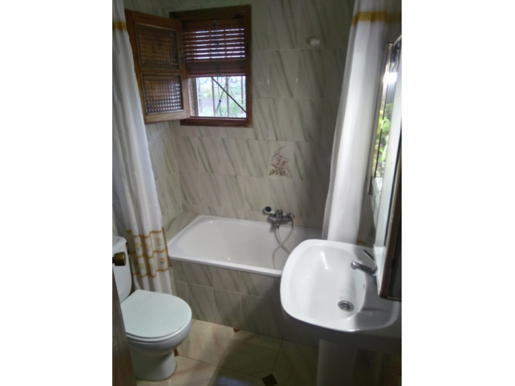 Venta de chalet en la Urb. La Mendiera, junto a la Urb. El Bosque - 120